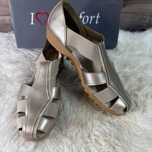 I ❤️ COMFORT Delia Gold Fisherman Sandals Gladiators Gold Metallic NWT In Box